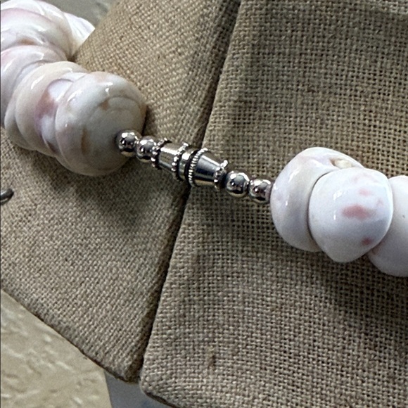 Elegant Pink Beaded Necklace snail - Picture 4 of 5